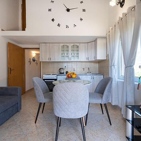 Apartments Ivo Bozinovic ติวัต ภายนอก รูปภาพ