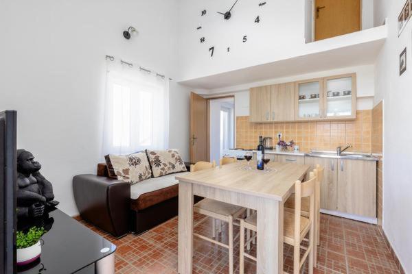 Apartments Ivo Bozinovic ติวัต ภายนอก รูปภาพ