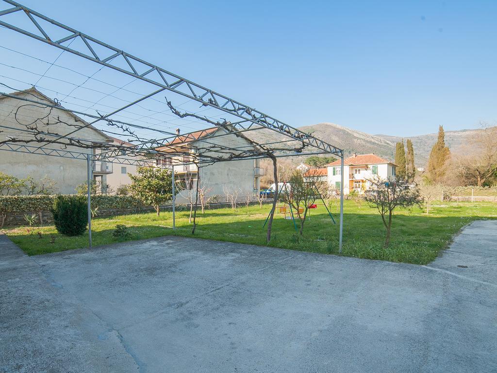 Apartments Ivo Bozinovic ติวัต ภายนอก รูปภาพ